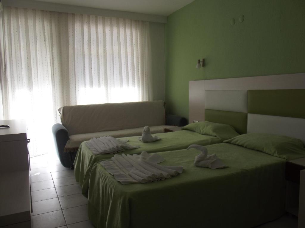 Derya Motel Side Rum bild
