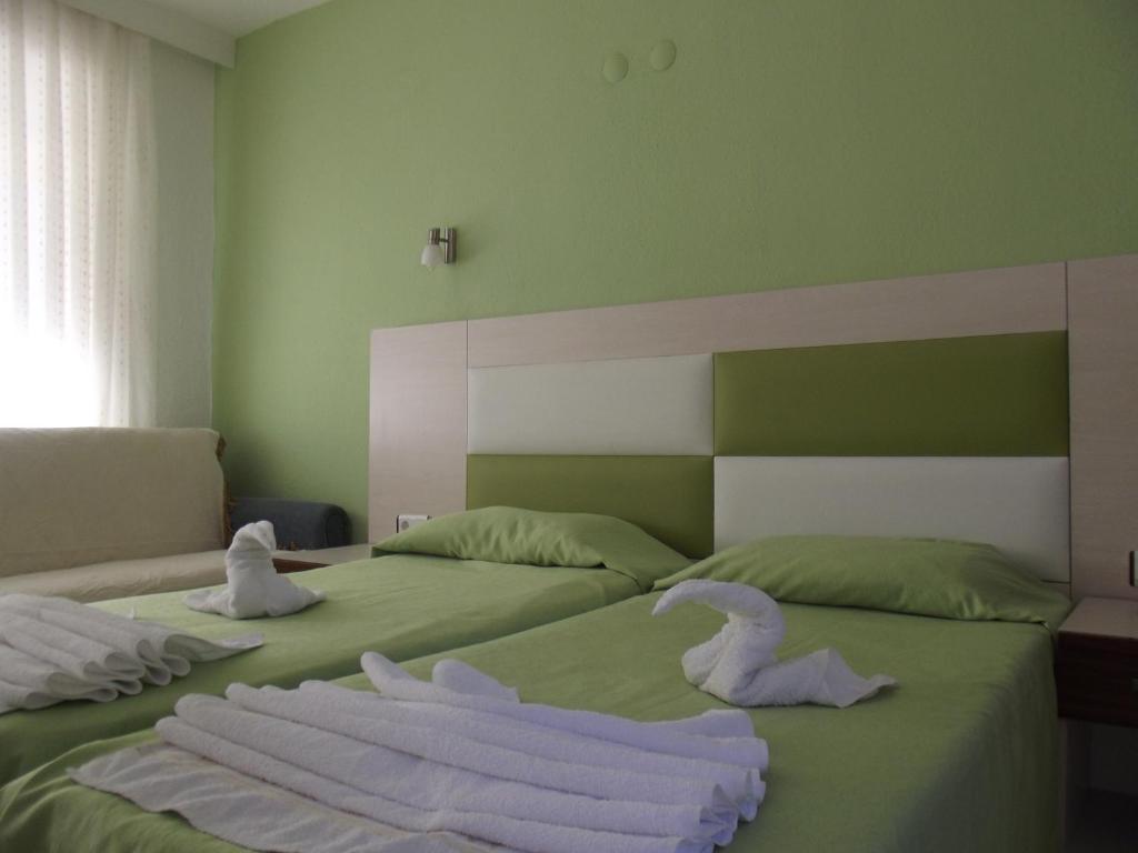 Derya Motel Side Rum bild